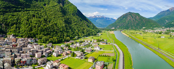 Valtellina (IT) - Sirta e fiume Adda - Vista aerea panoramica