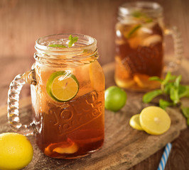 Long island ice tea in mason jar.