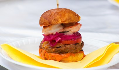 beef hamburger with prawn