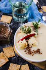 Creamy cauliflower soup