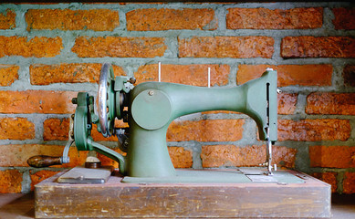old vintage style sewing machine