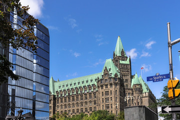 Fototapeta na wymiar The Parliament of Ottawa, Canada 