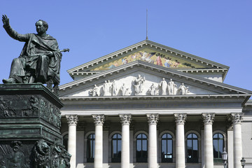 Monument of Max-Joseph 1st. in front of bavarian state opera in building of Munich Nationaltheater at Max-Joseph-Platz, Bavaria, Germany, Europe, 27. April 2007