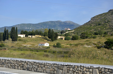 Fototapeta na wymiar Anciennes fortifications de Pythagorion (Samos)
