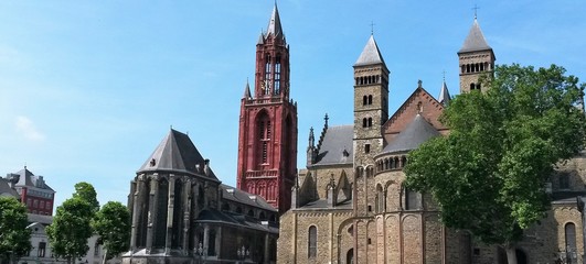 Vue sur la cathédrale de Maastricht
