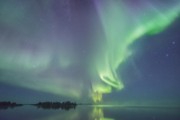 Lake reflex Aurora