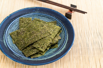 dried seaweed on plate
