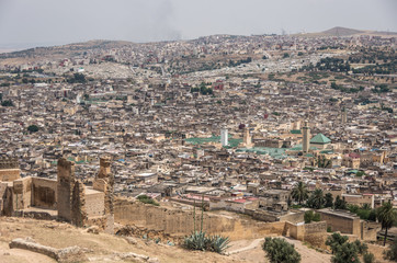 Obraz premium Panorama of the Fes (Fez) medina old town - one of the ancient Imperial cities in Morocco