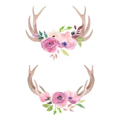 Stickers muraux Boho Cornes de cerf aquarelle avec fleurs. Design bohème. Imprimé décoratif tribal