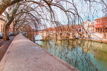 Obraz premium Tiber river in Rome, Italy