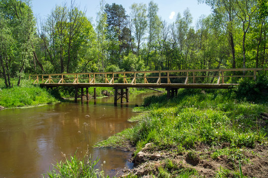 Drewniany mostek. 