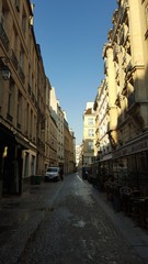 Narrow street in Paris