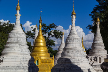 Fototapeta premium Buddhist stupas