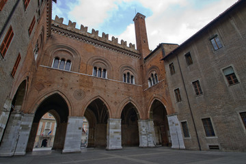 Fototapeta na wymiar palazzo gotico a piacenza emilia romagna italia europa da visitare per turismo italy europe travel