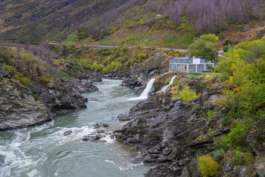Roaring Meg lookout is locate near Kawarau River along State Highway 6 between Cromwell and Queenstown on the South Island of New Zealand.