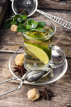 tea with mint and lemon