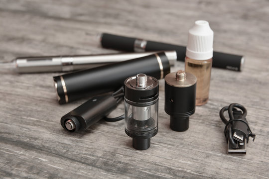 E - Cigarette For Vaping , Technical Devices  