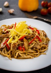 Noodles with chicken