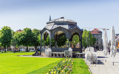Obraz premium STUTTGART, GERMANY - May 10, 2017: Schlossplatz is the largest square in the center of Stuttgart, GERMANY