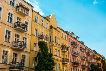 Obraz premium beautiful townhouses at prenzlauer berg, berlin