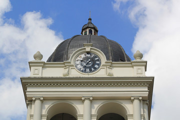 Torre del templo parroquial. Titiribí, Antioquia, Colombia.