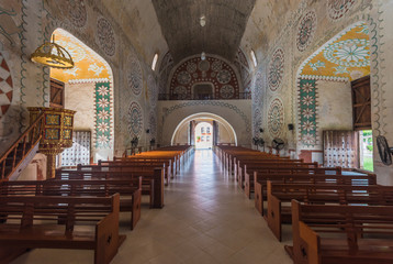 Fototapeta na wymiar Interior of the Church in Uayma mayan town, Yucatan, Mexico