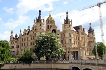 Fototapeta na wymiar The Palace in Schwerin - Germany 