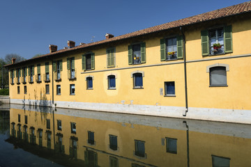 Fototapeta na wymiar Milan (Italy), canal of Martesana