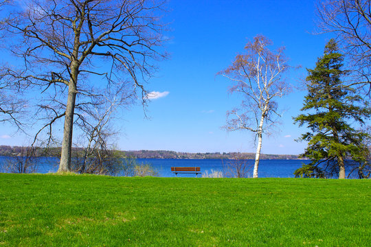 Wonderful day in the lake