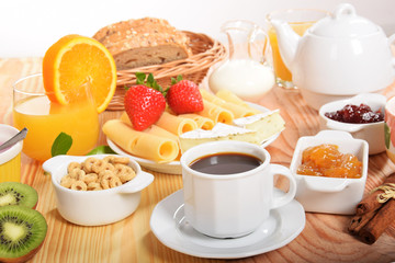 Breakfast with yellow and white cheese