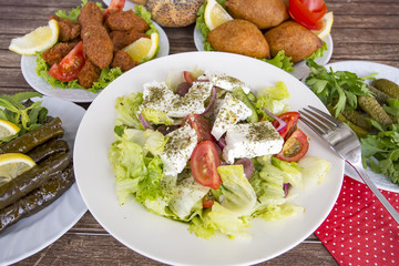 Yunan Salatası