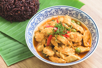 Thai Red Chicken Curry And Riceberry