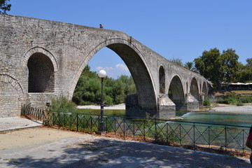 Arta Bridge