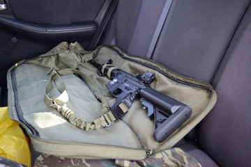 Gun M4 assault weapon