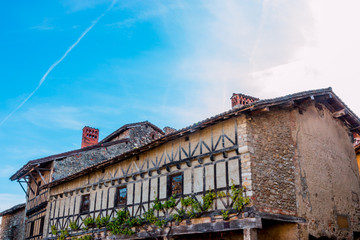 Dans le cité médiévale de Pérouge