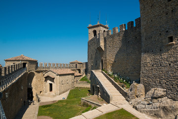Cesta and The Montale on the cliff edge on Mount Titano