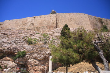 les remparts de l'Acropole