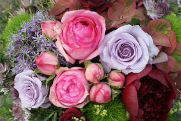 sommerlicher Blumenstrauss oder Brautstrauss