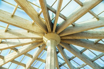 Wood trusses radiating from center