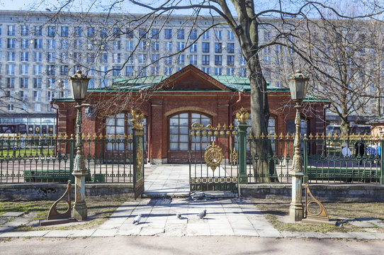 Панорама: Памятник императору Петру Великому, жанровая скульптура, Россия, Ворон