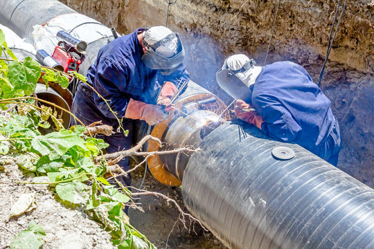 View On Welding Team Of Welders Until Them Assembly A New Pipeline