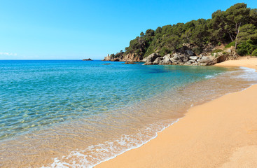 Fototapeta na wymiar Mediterranean sea rocky coast, Spain.