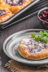 Rustic mini cake with berries and sugar crumble