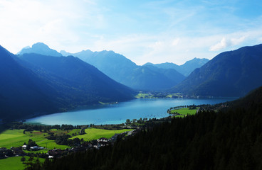 Fototapeta na wymiar Austria: Der Achensee bei Pertisau und Maurach im Tirol