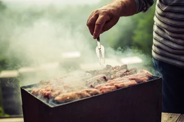 Naadloos Behang Airtex Grill / Barbecue barbecue. Close-up van barbecue grillen picknick in achtertuin buiten