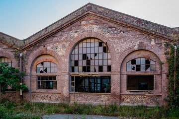 Dans l'usine abandonnée de Toscane