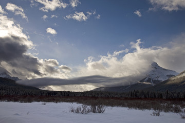 Fototapeta na wymiar Rocky Mountains in Winter