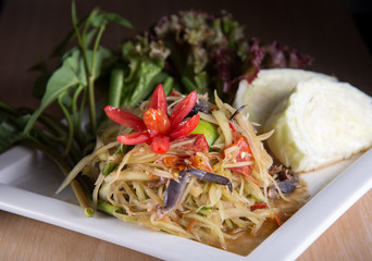 Som Tam Thai - Thai green papaya salad