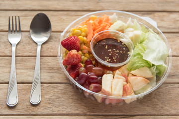 Fototapeta na wymiar fruit salad and spicy sauce