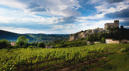 Naklejka premium Blick auf Vaison